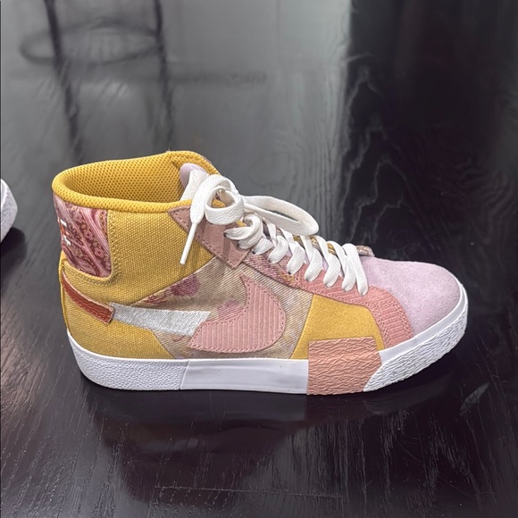 Nike SB Zoom Blazer Mid Premium Floral Paisley Sanded Gold (Like new) - Picture 6 of 7
